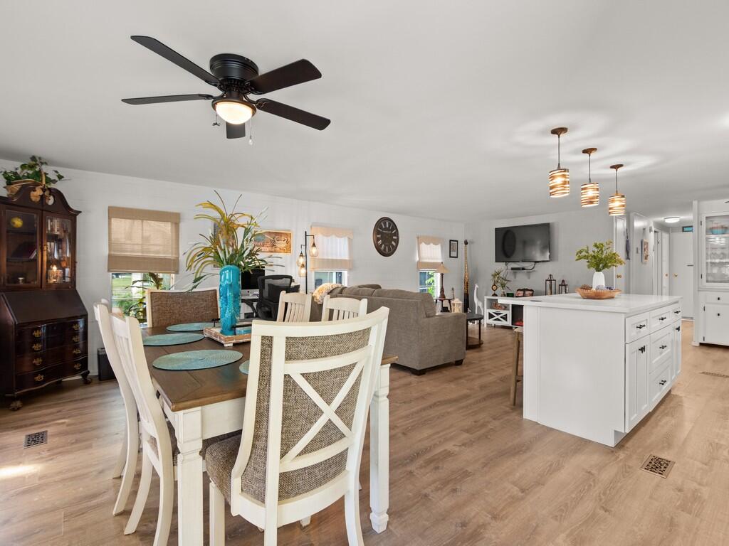 17 El Morrow, Port St. Lucie
