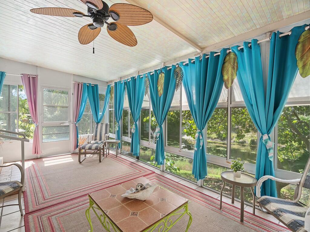 4 N North Warner Drive