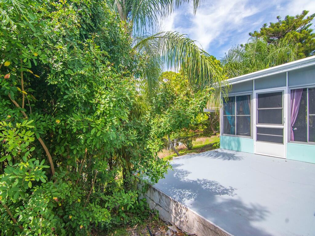4 N North Warner Drive
