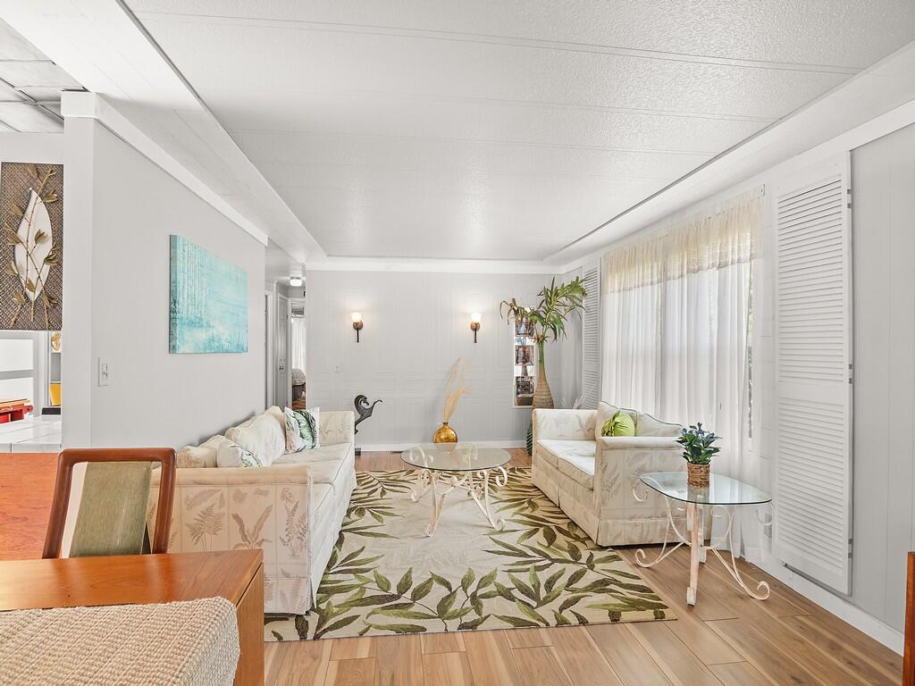 4 N North Warner Drive