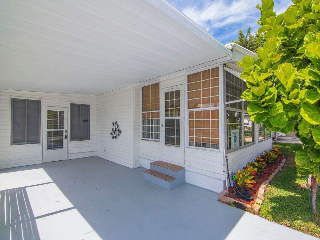 4 N North Warner Drive