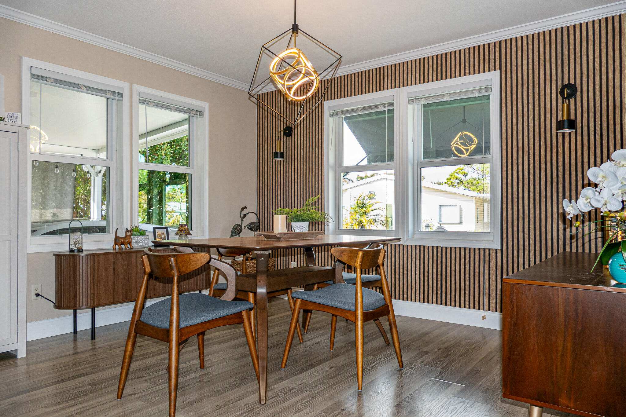 94 N North Warner Drive