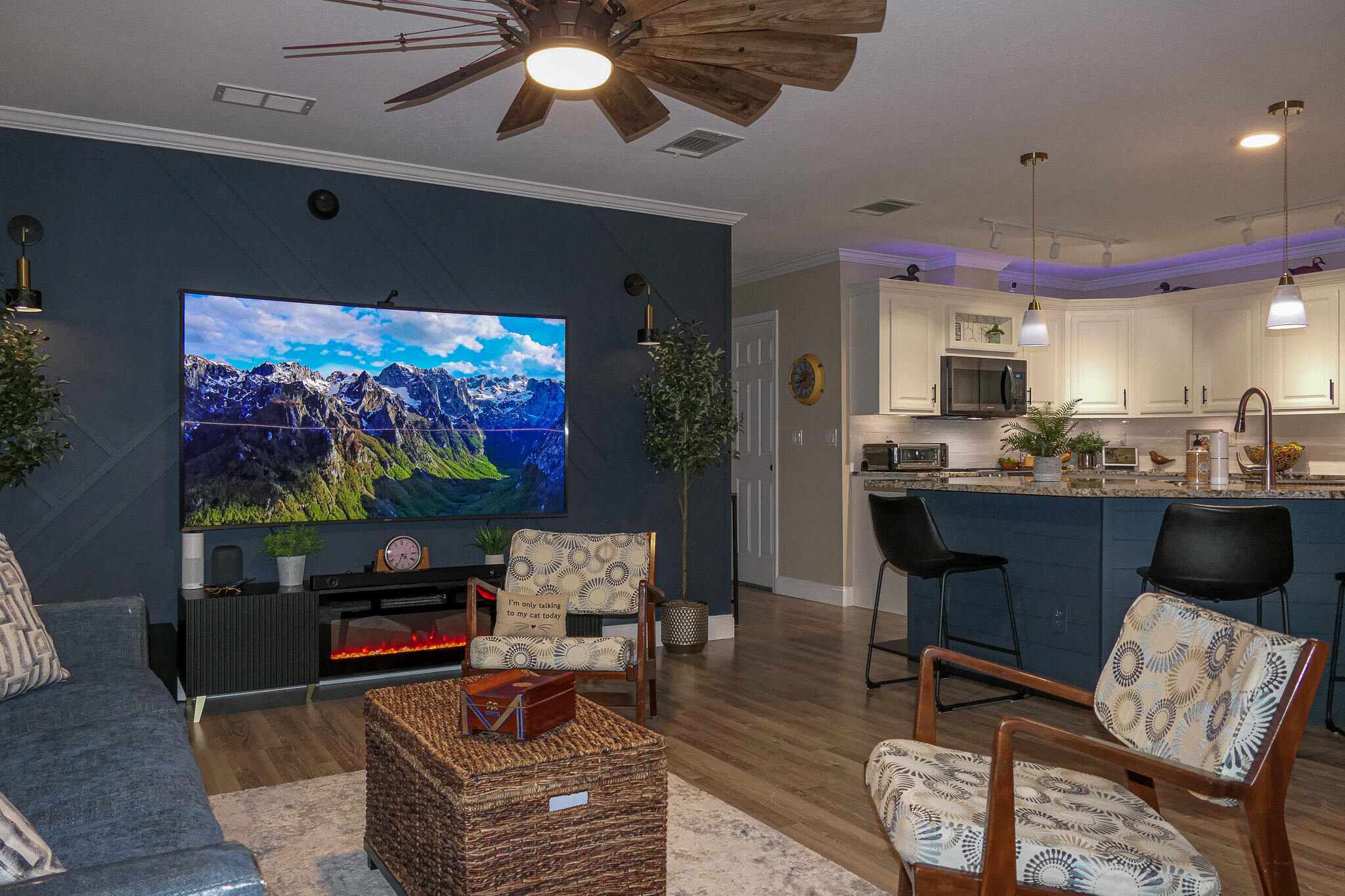 94 N North Warner Drive