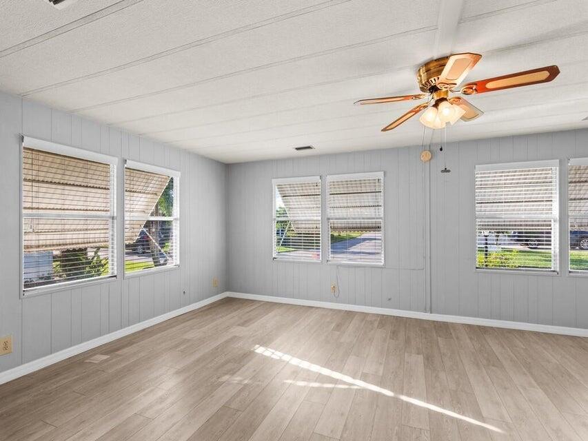 434 NE Topaz Terrace