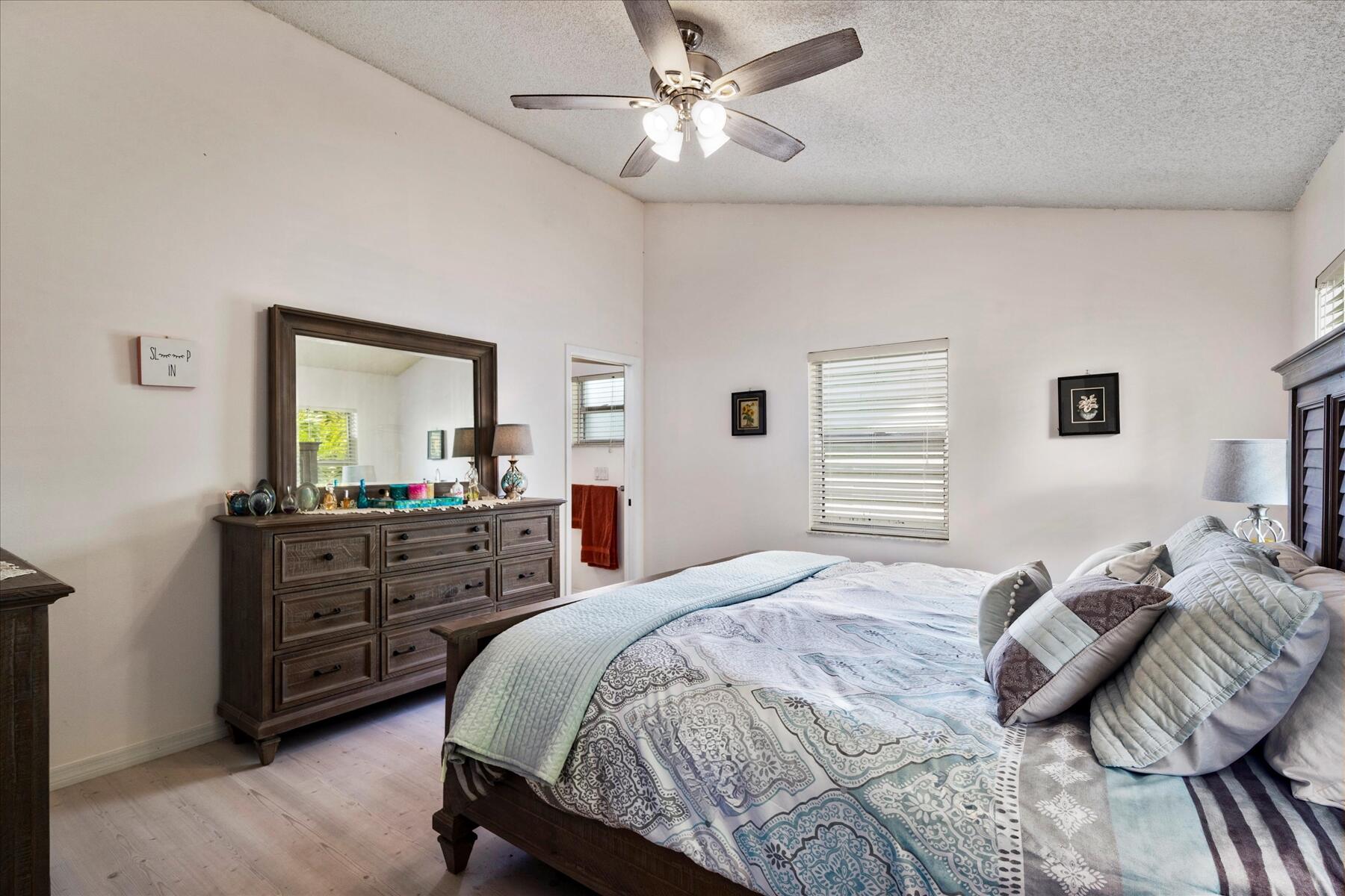 6751 SE Lillian Court