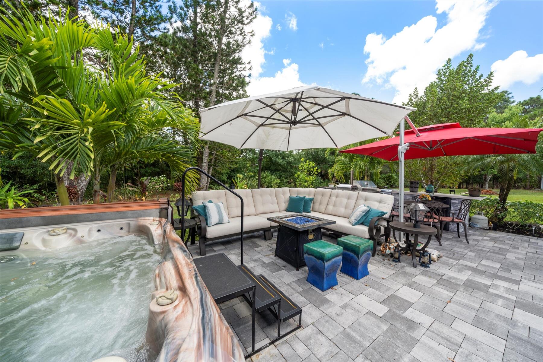 6751 SE Lillian Court