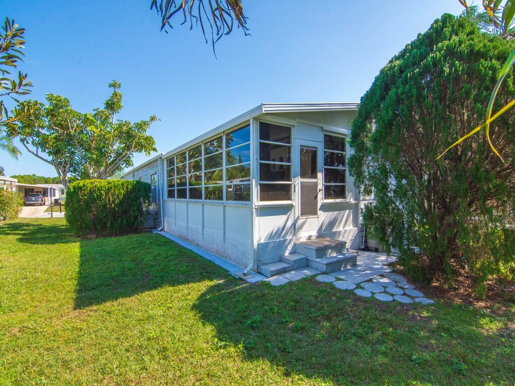 4 Oliva Road, Port St. Lucie