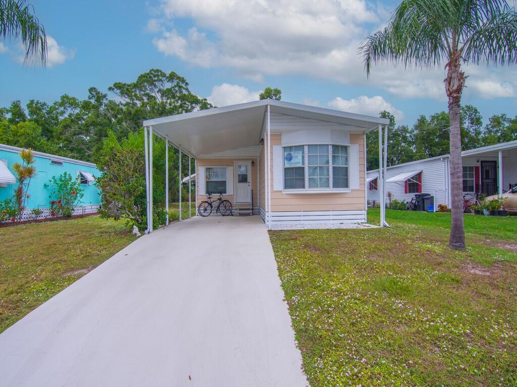 61 E Caribbean, Port St. Lucie