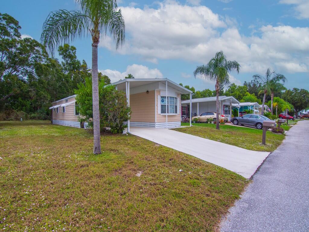 61 E Caribbean, Port St. Lucie