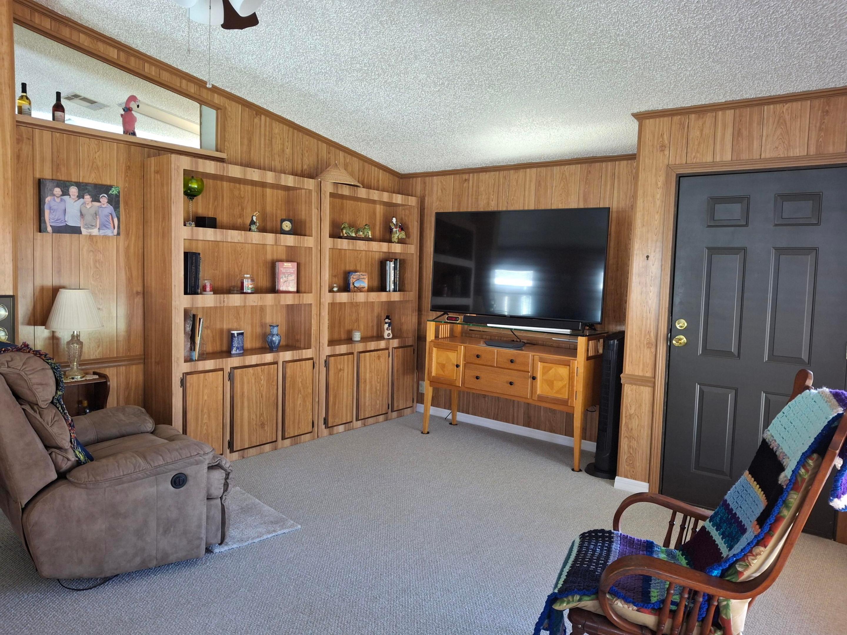 8165 Buckthorn Circle, Port St. Lucie