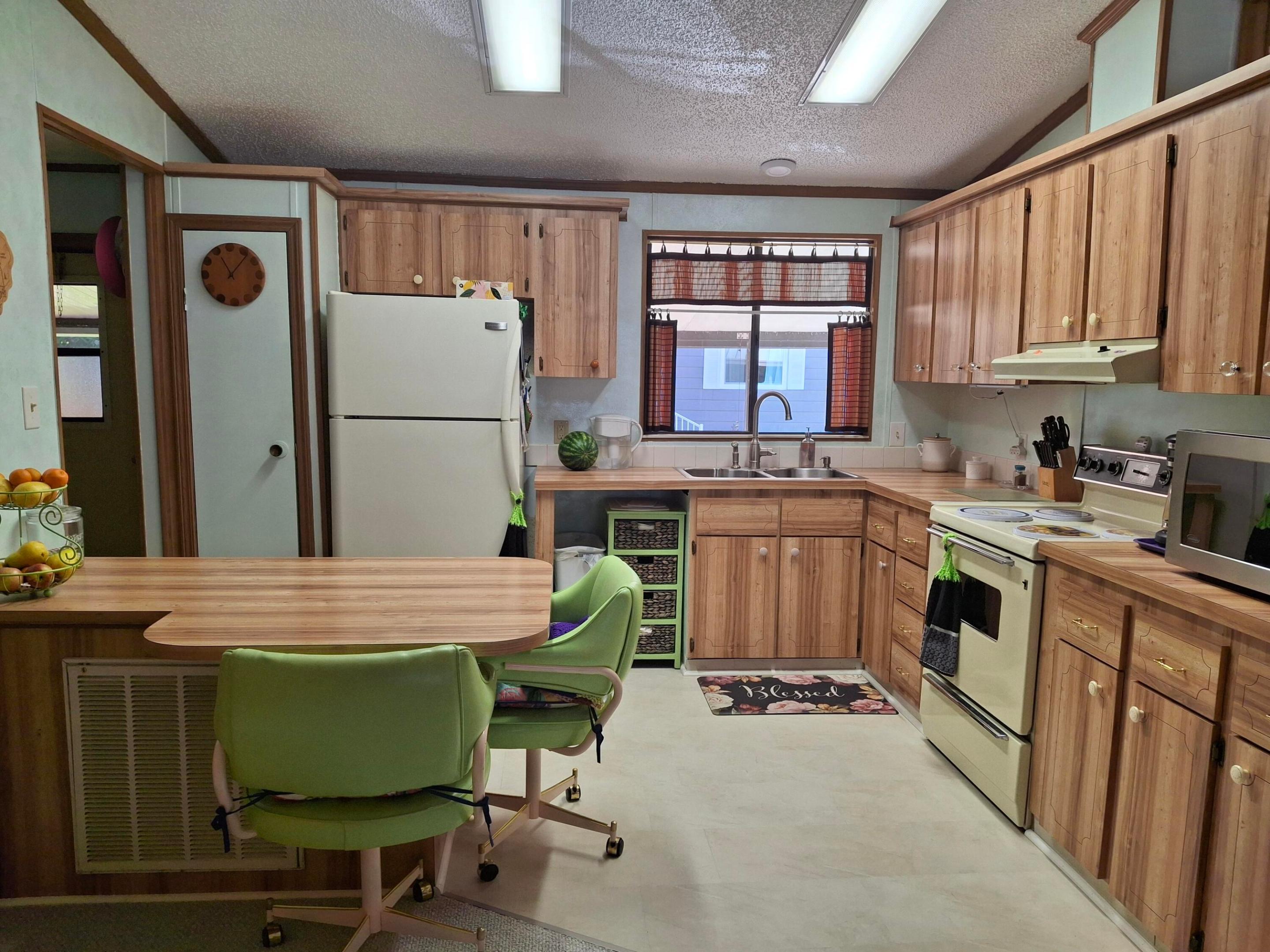 8165 Buckthorn Circle, Port St. Lucie