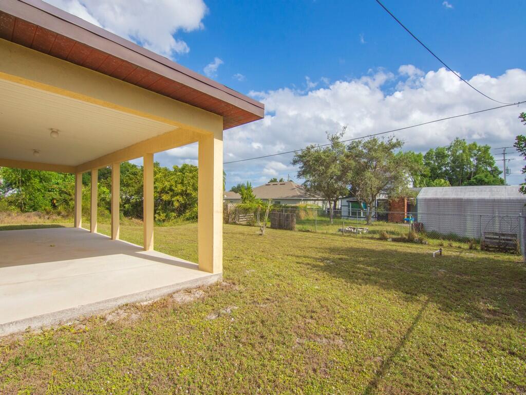 2543 SE Price Court, Port St. Lucie