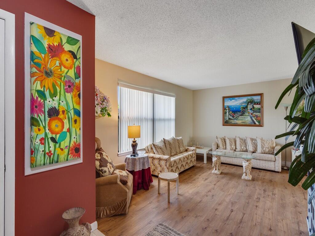 2543 SE Price Court, Port St. Lucie