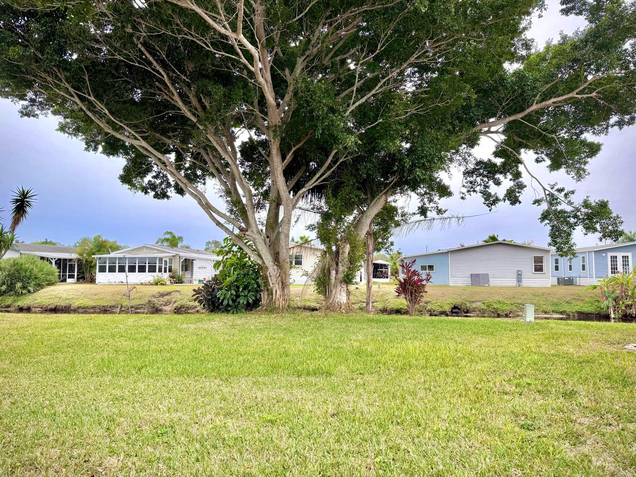 14 Golf Drive, Port St. Lucie