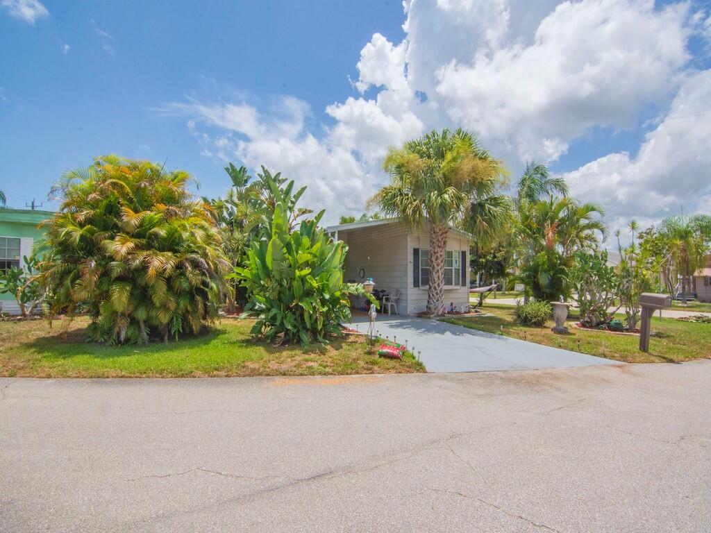 1 Castilla Lane, Port St. Lucie