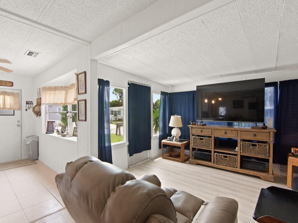 8 Brisa Lane, Port St. Lucie