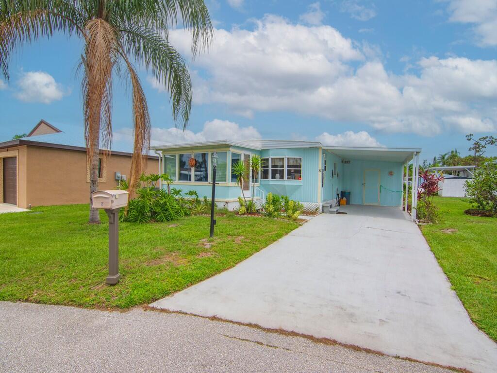 8 Brisa Lane, Port St. Lucie