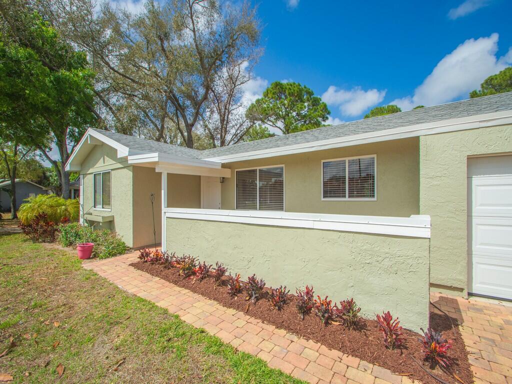 2317 SE Gillette Avenue, Port St. Lucie