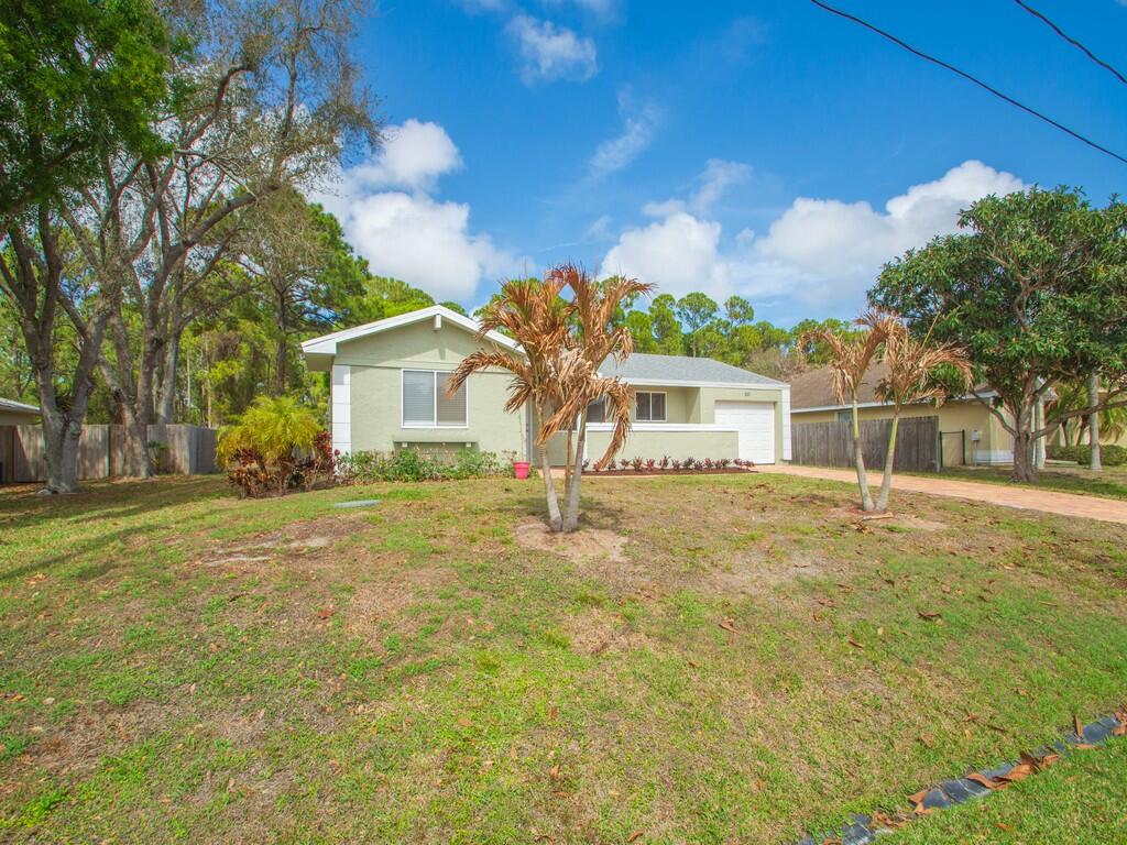 2317 SE Gillette Avenue, Port St. Lucie