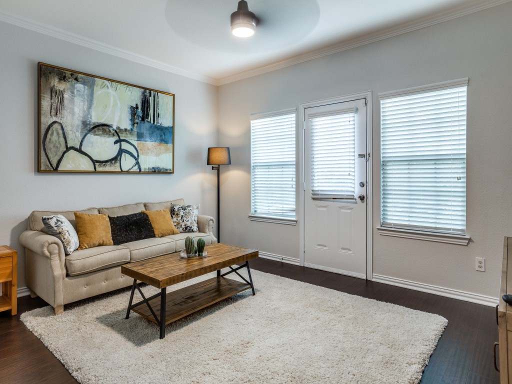 1547 Cozy Drive
