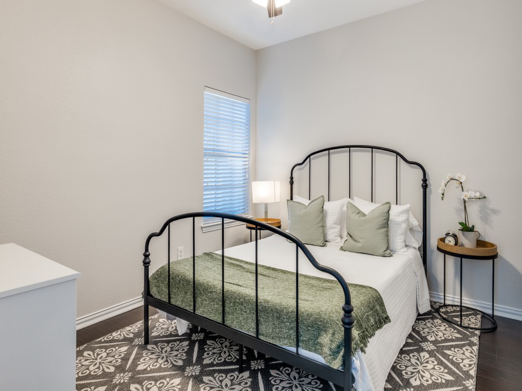 1547 Cozy Drive