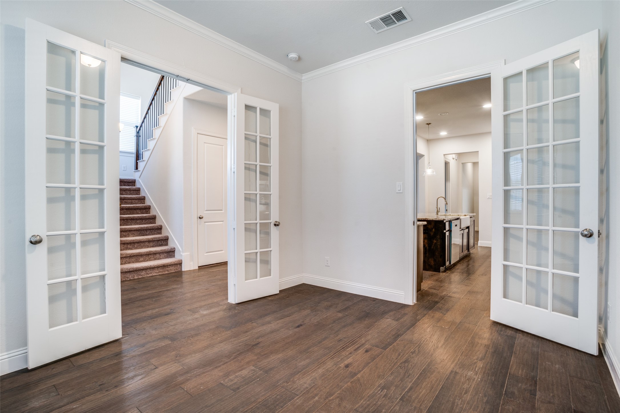 814 Davids Way