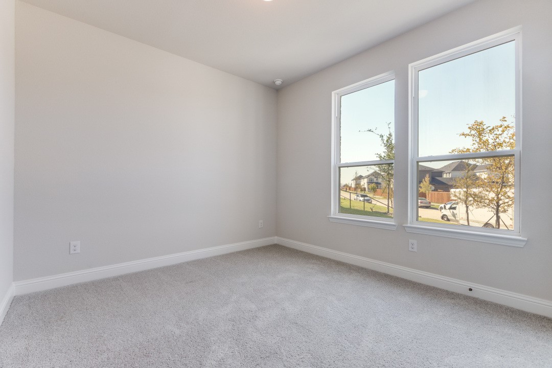 11692 Chepstow Crescent Court