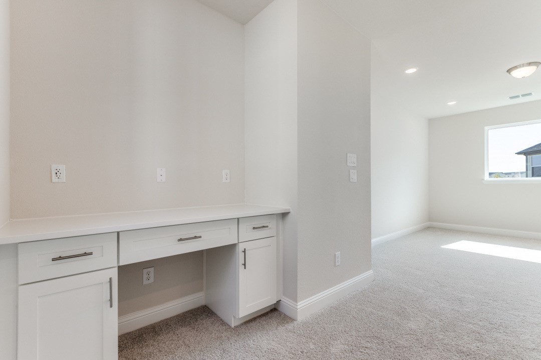 11692 Chepstow Crescent Court