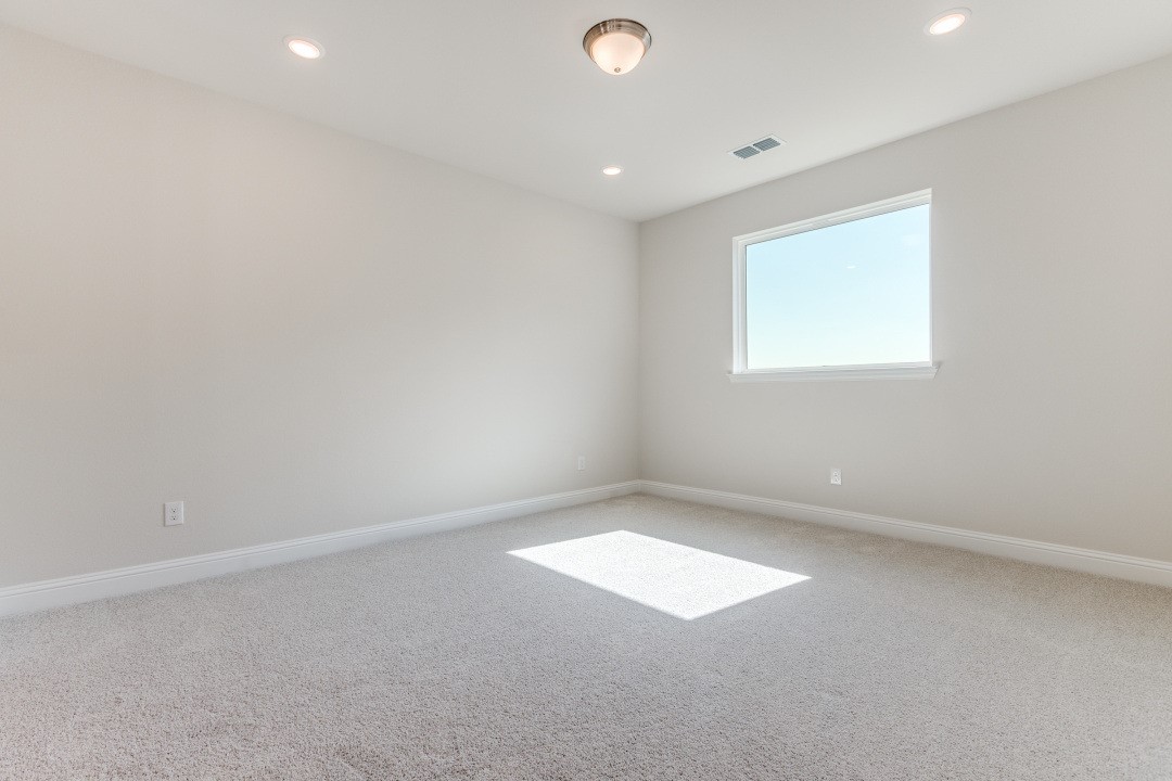 11692 Chepstow Crescent Court