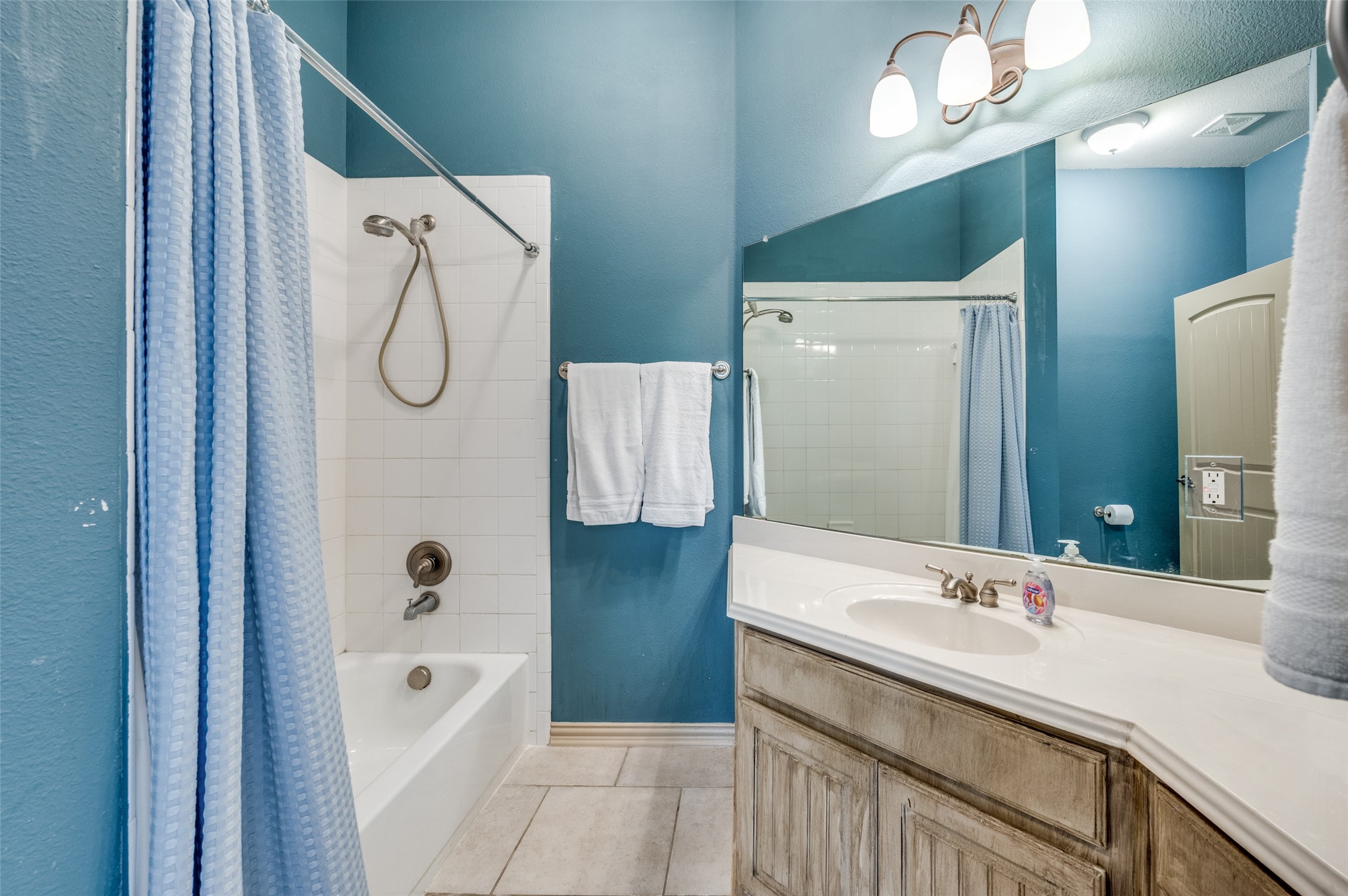 2420 Damsel Katie Drive