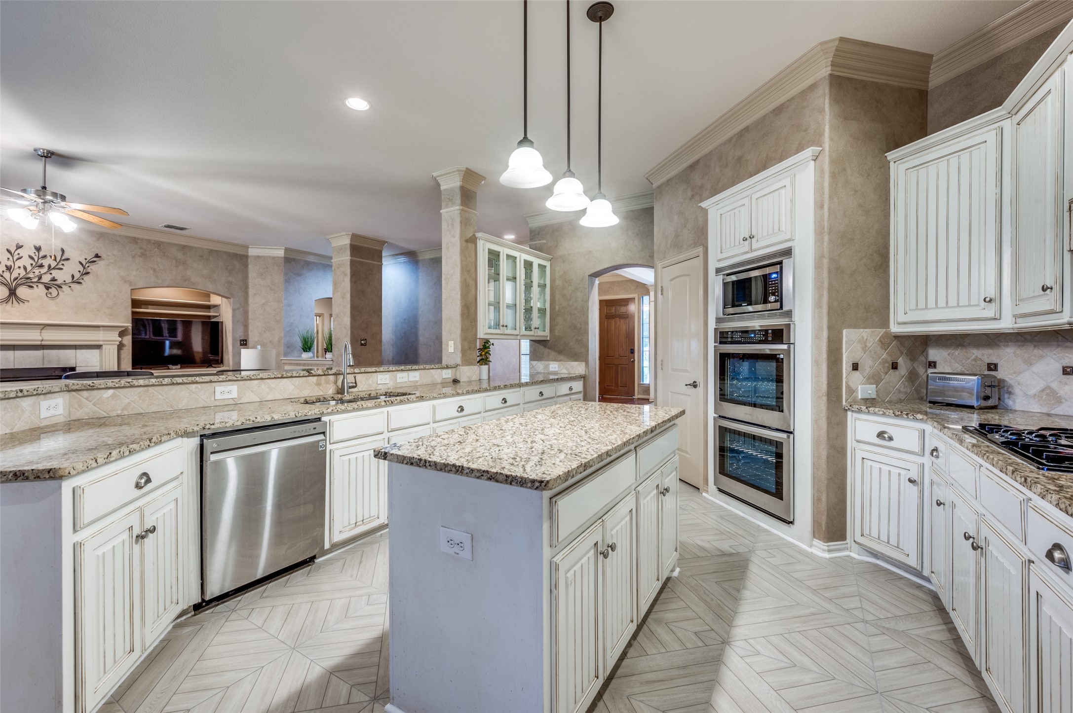 2420 Damsel Katie Drive