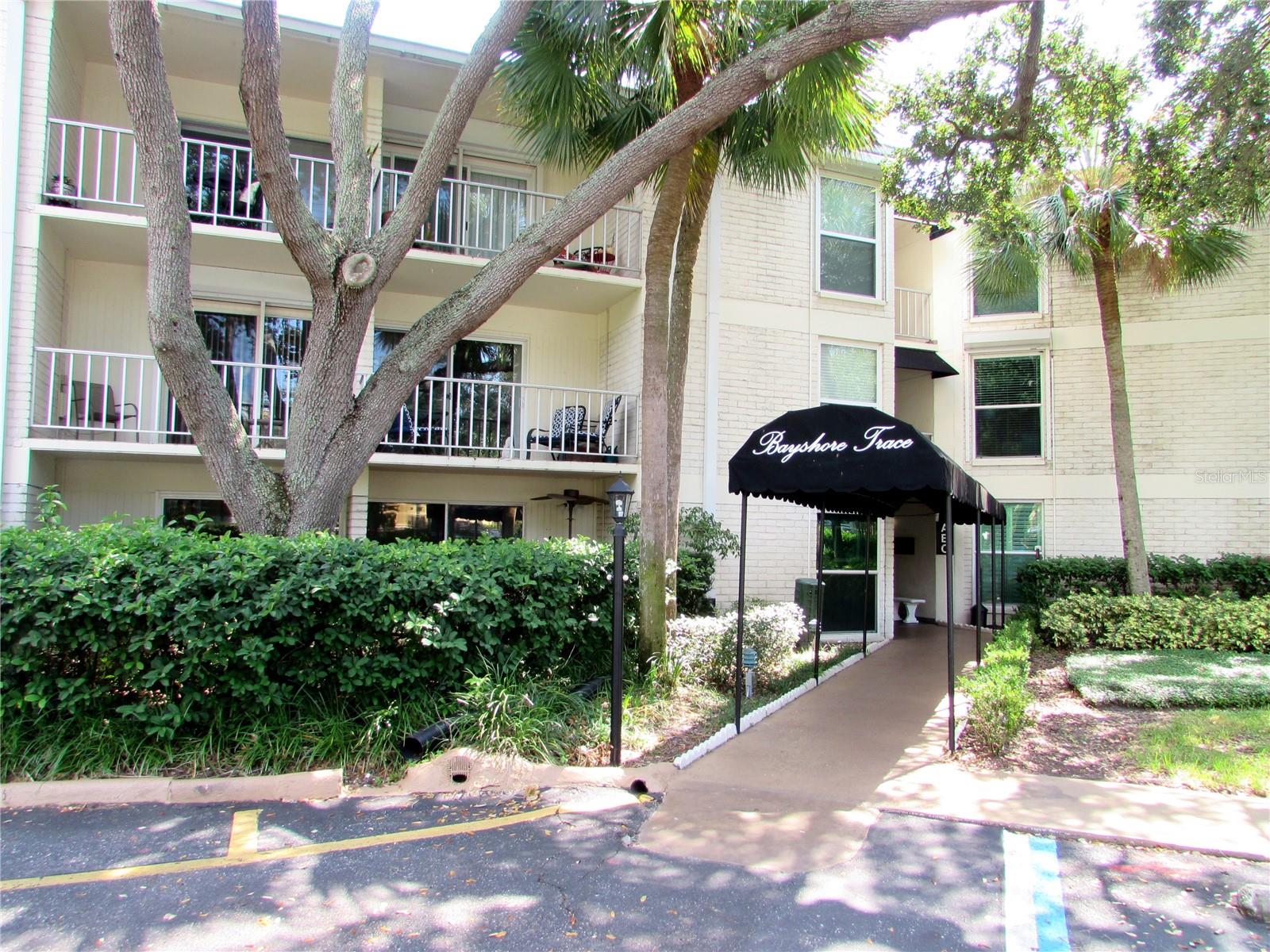 3325 BAYSHORE BLVD #D13