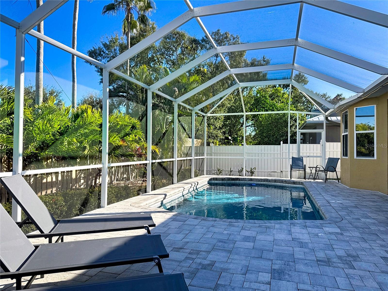 5376 LEVI LN