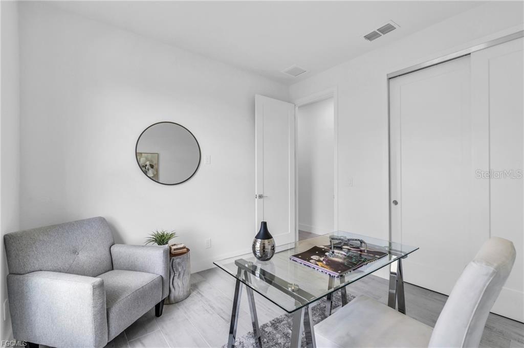 9402 ARRID CIR