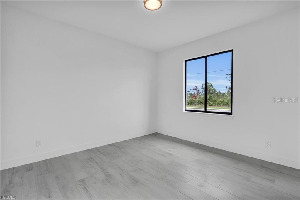 15401 AQUA CIR