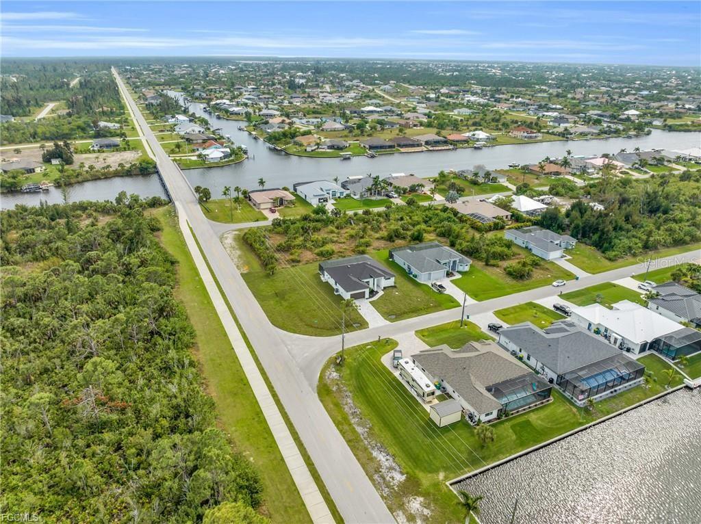 15401 AQUA CIR