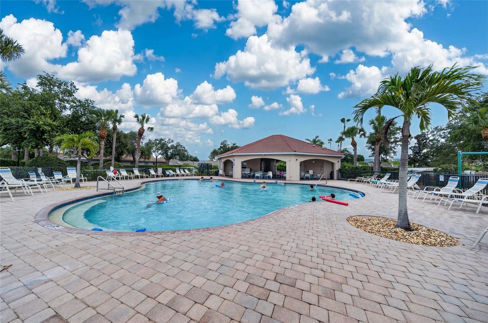 4054 RIVER BANK WAY #4054