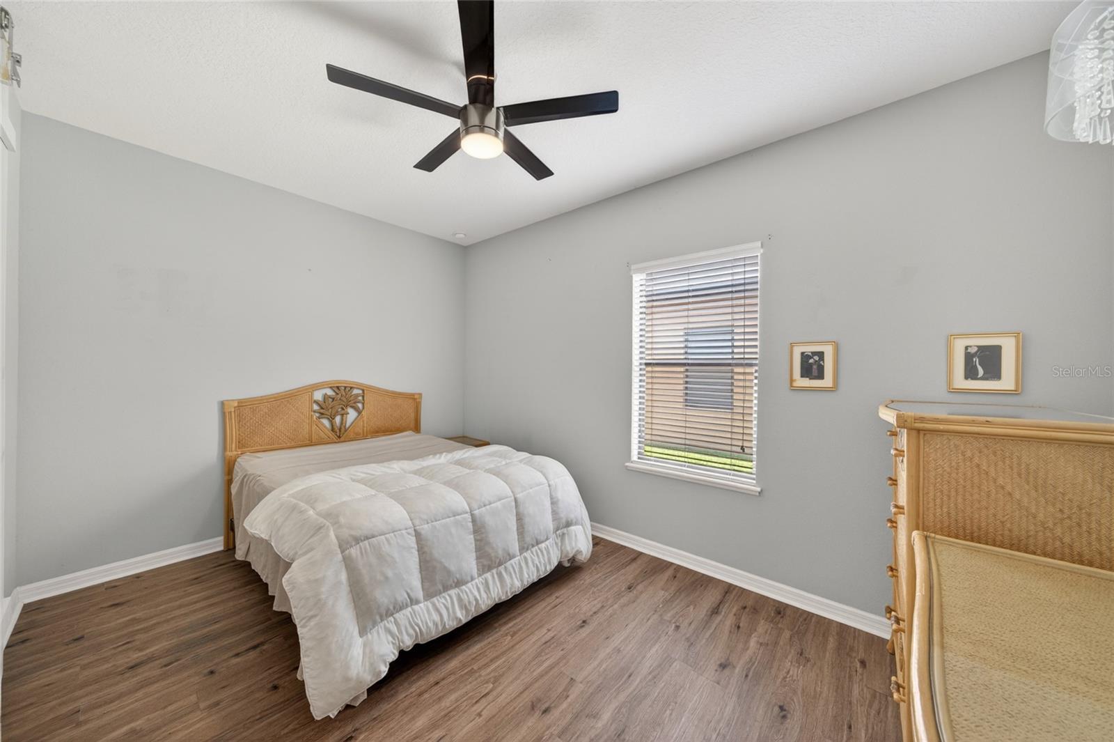 4054 RIVER BANK WAY #4054