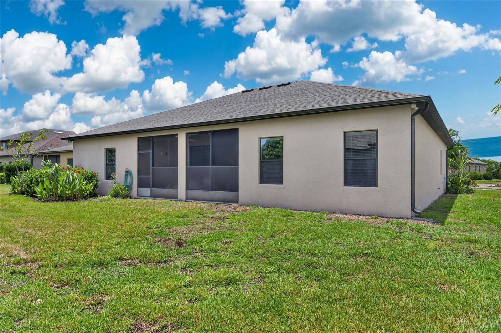 4054 RIVER BANK WAY #4054