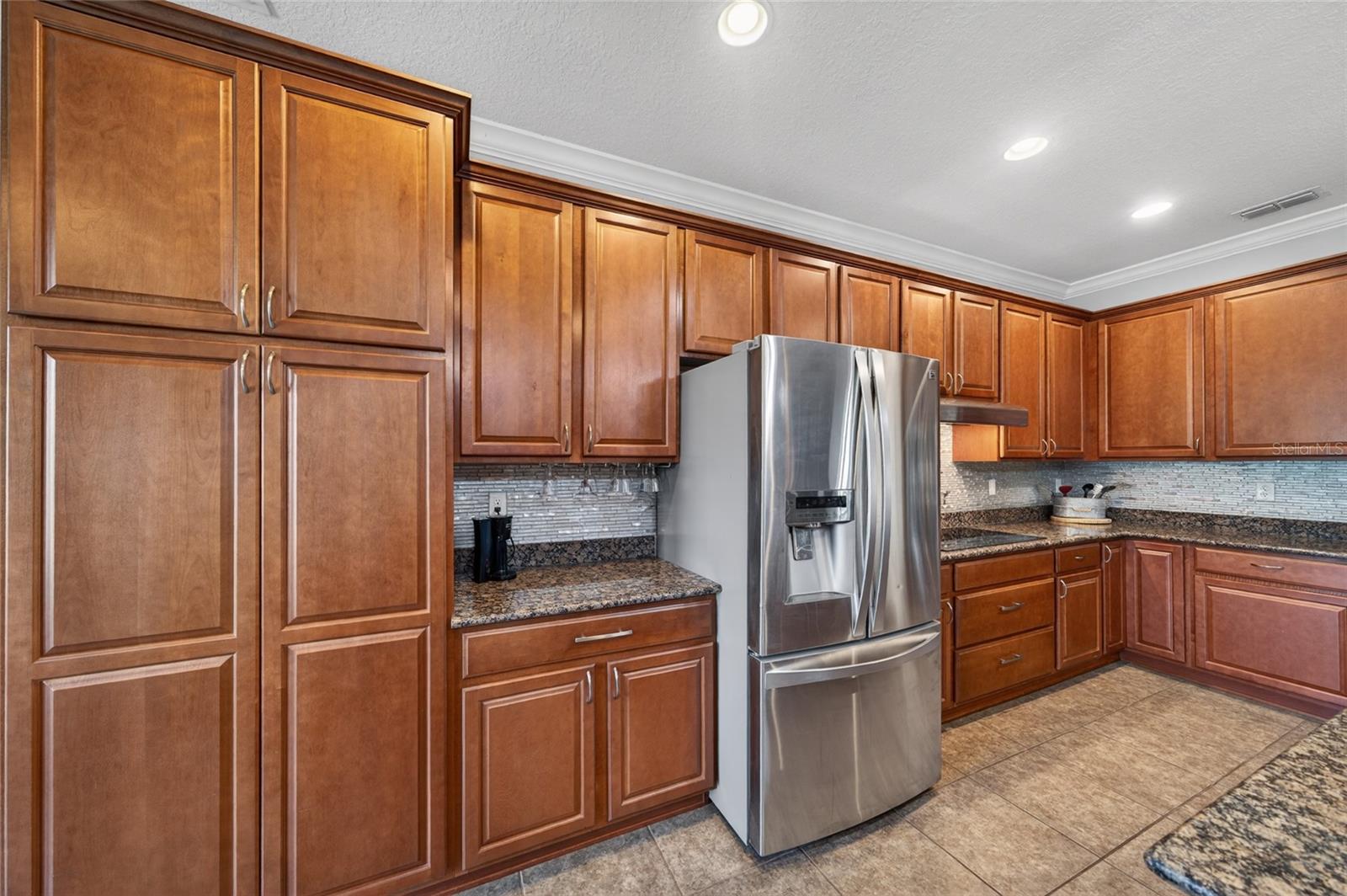 4054 RIVER BANK WAY #4054