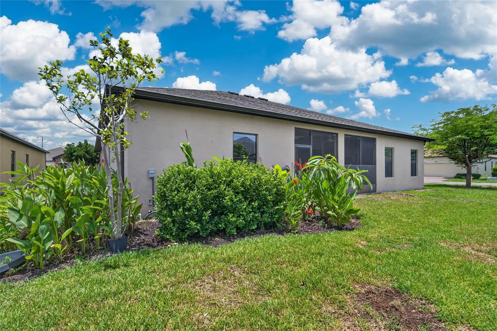 4054 RIVER BANK WAY #4054