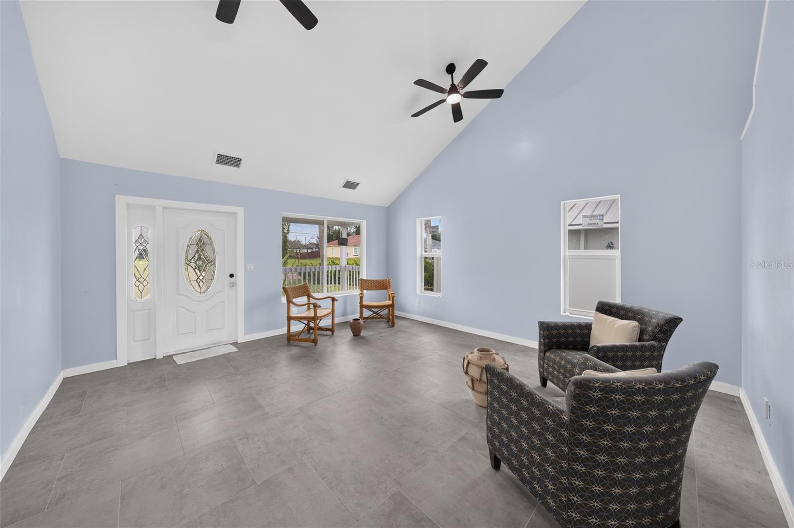 428 SW 19TH AVE