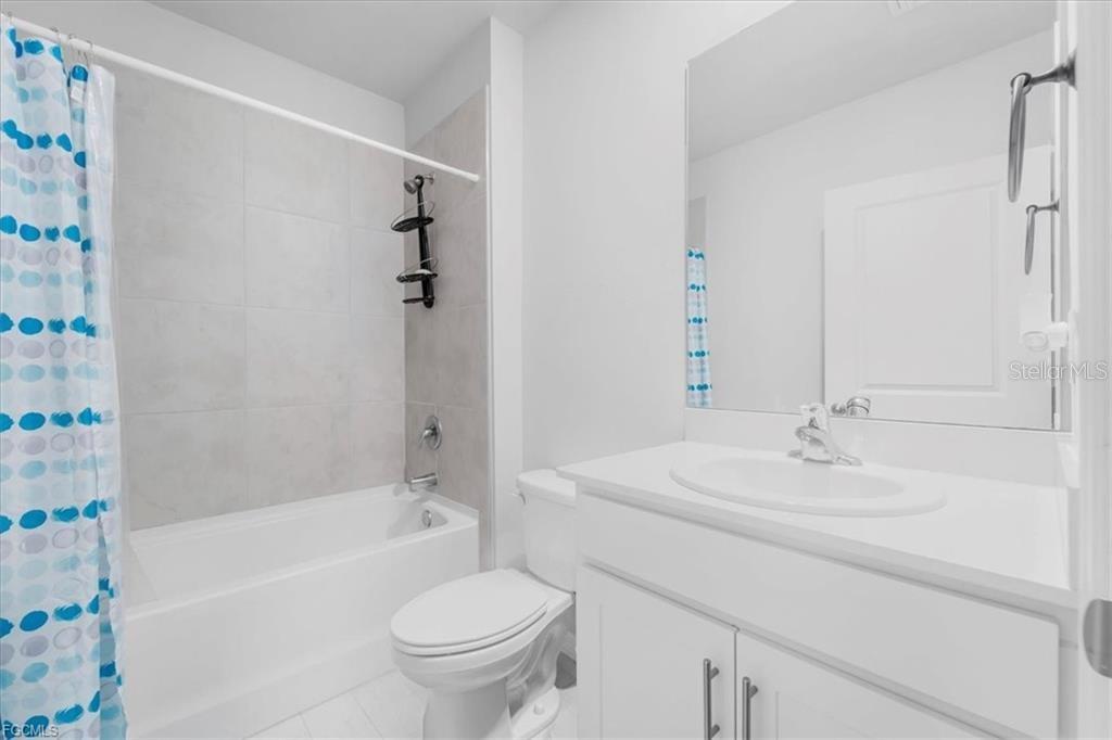 1216 NW 21ST PL