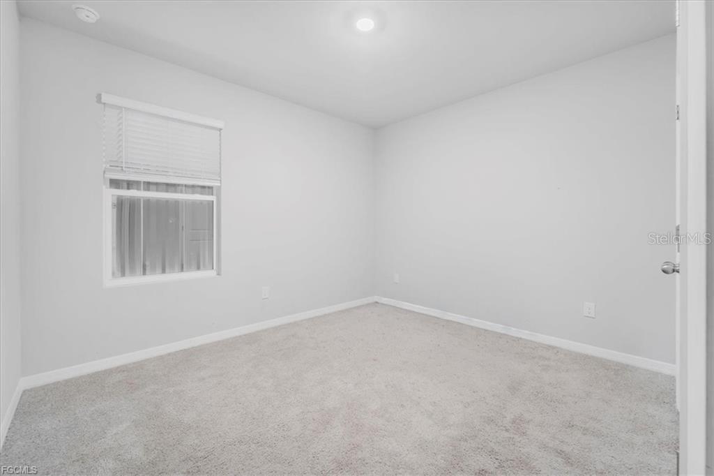 1216 NW 21ST PL
