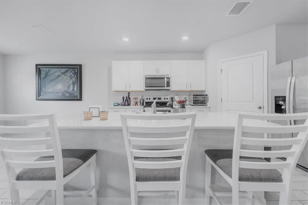 1216 NW 21ST PL