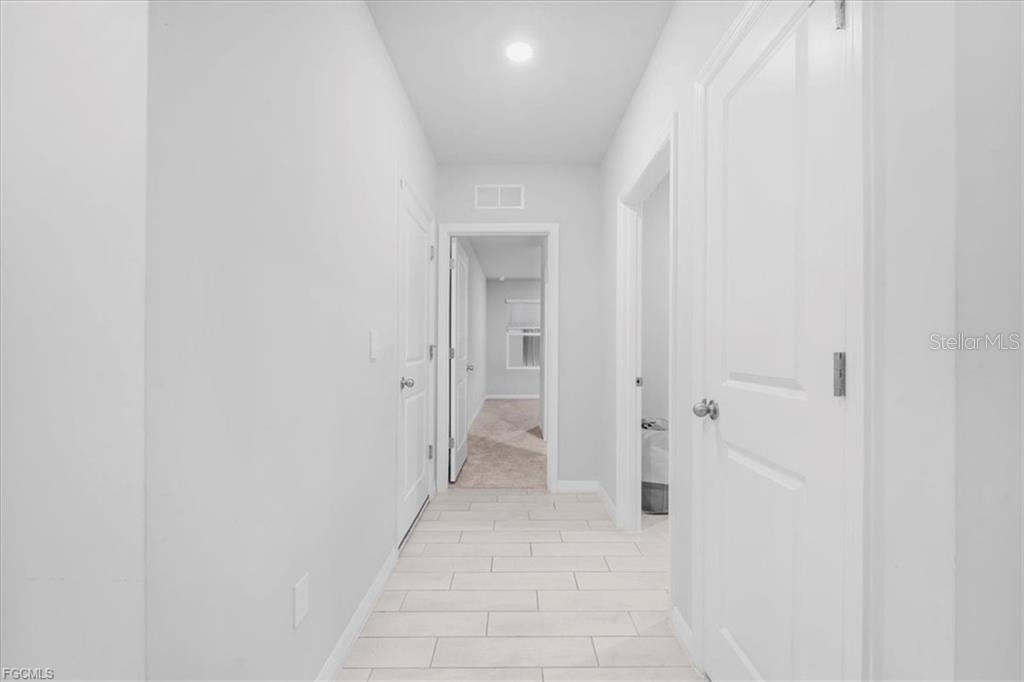 1216 NW 21ST PL