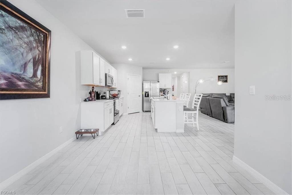 1216 NW 21ST PL