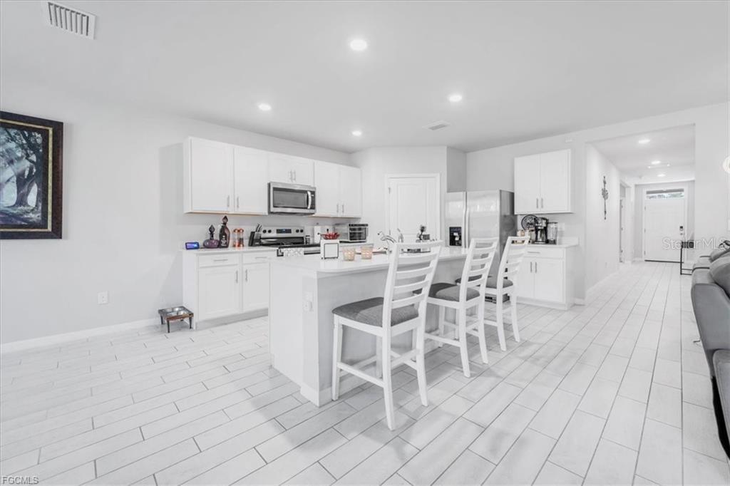 1216 NW 21ST PL