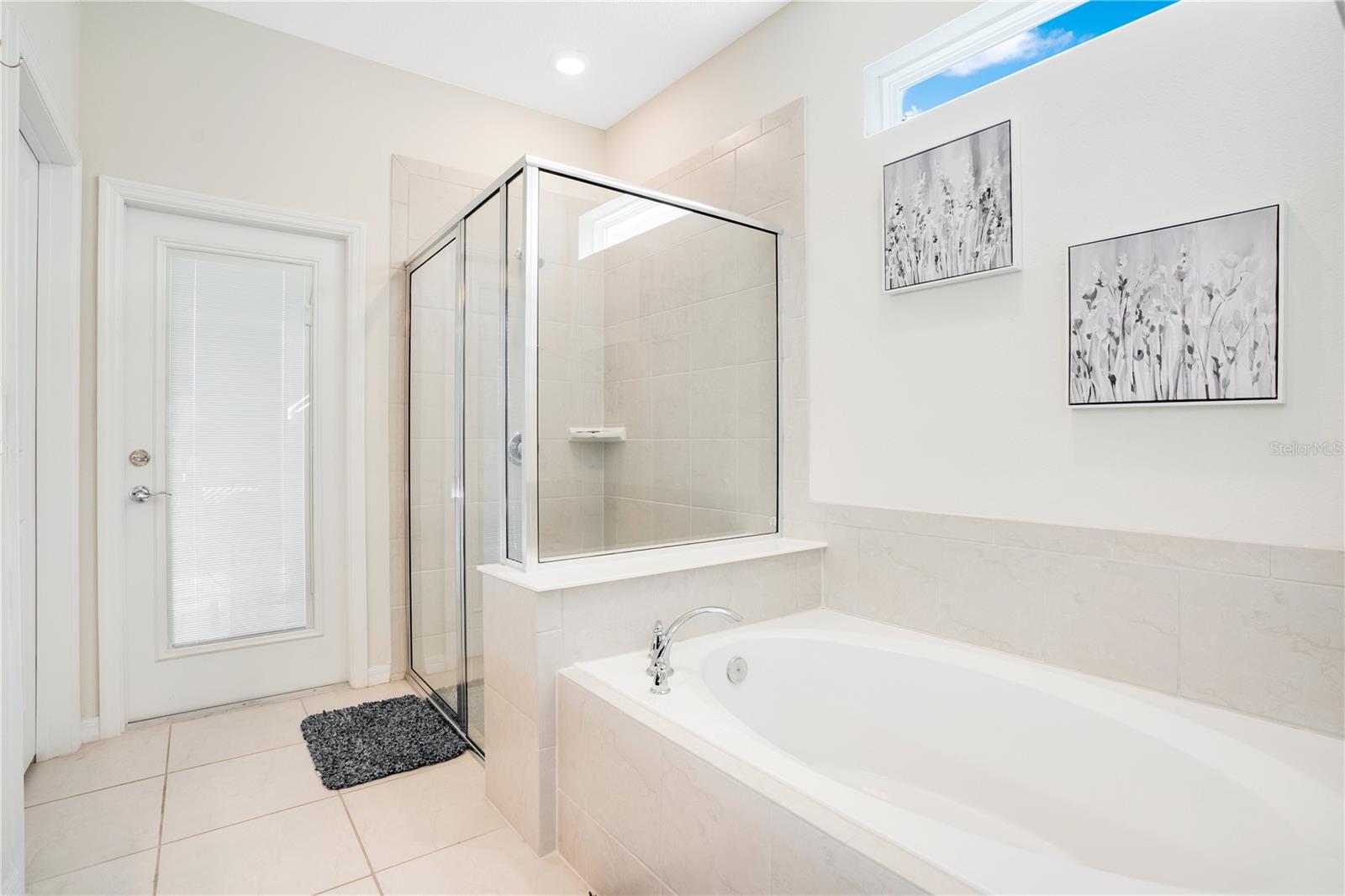 2226 LELANI CIR