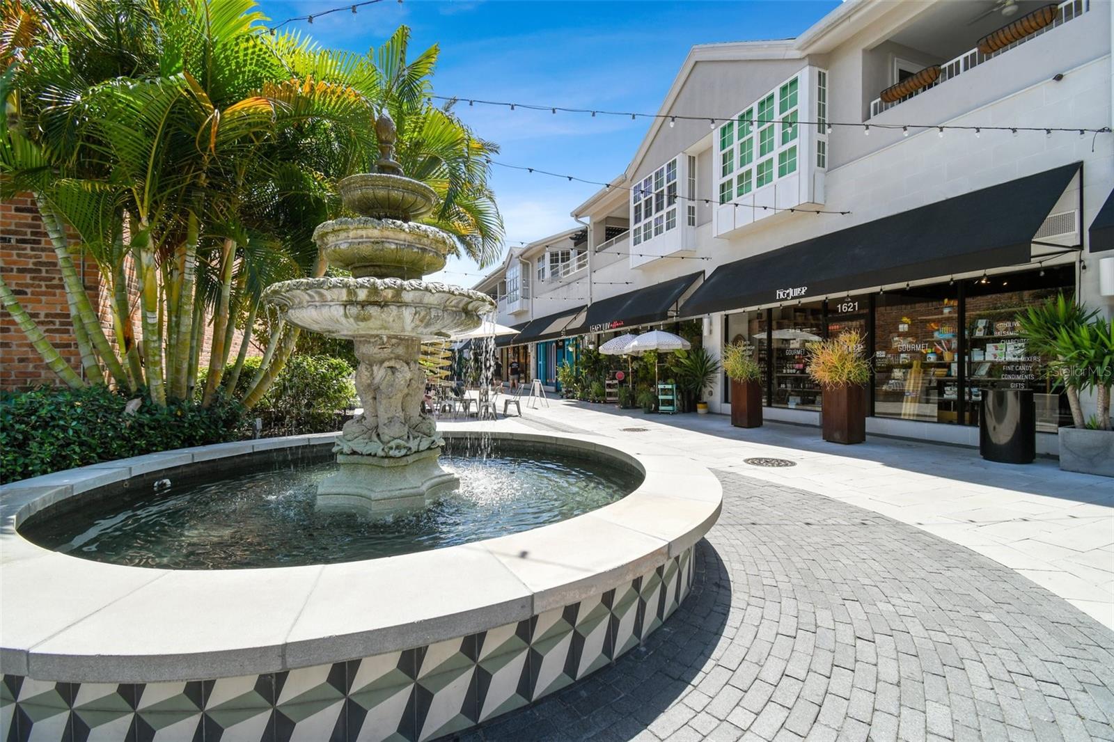 1000 W HORATIO ST #312